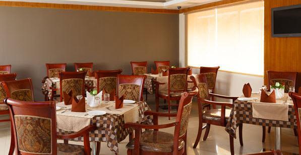 Hotel Gopalapuram International โปลลาชี ภายนอก รูปภาพ